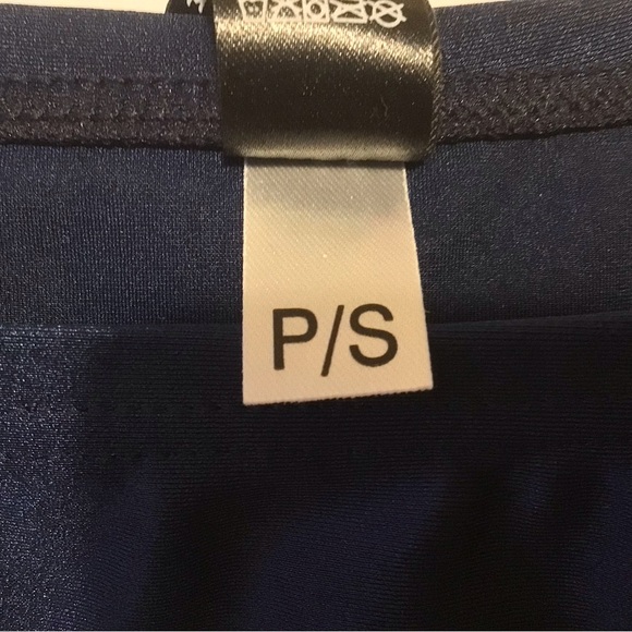 Mondor Figure Skating Box Skirt - Picture 3 of 5